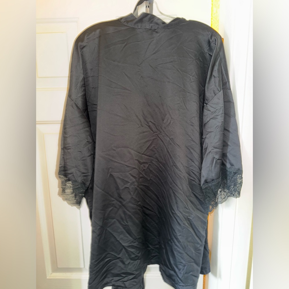 Silk Robe with Sash - Picture 6 of 6